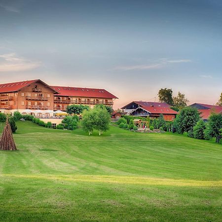 Hotel Und Landgasthof Altwirt Grosshartpenning Exterior photo